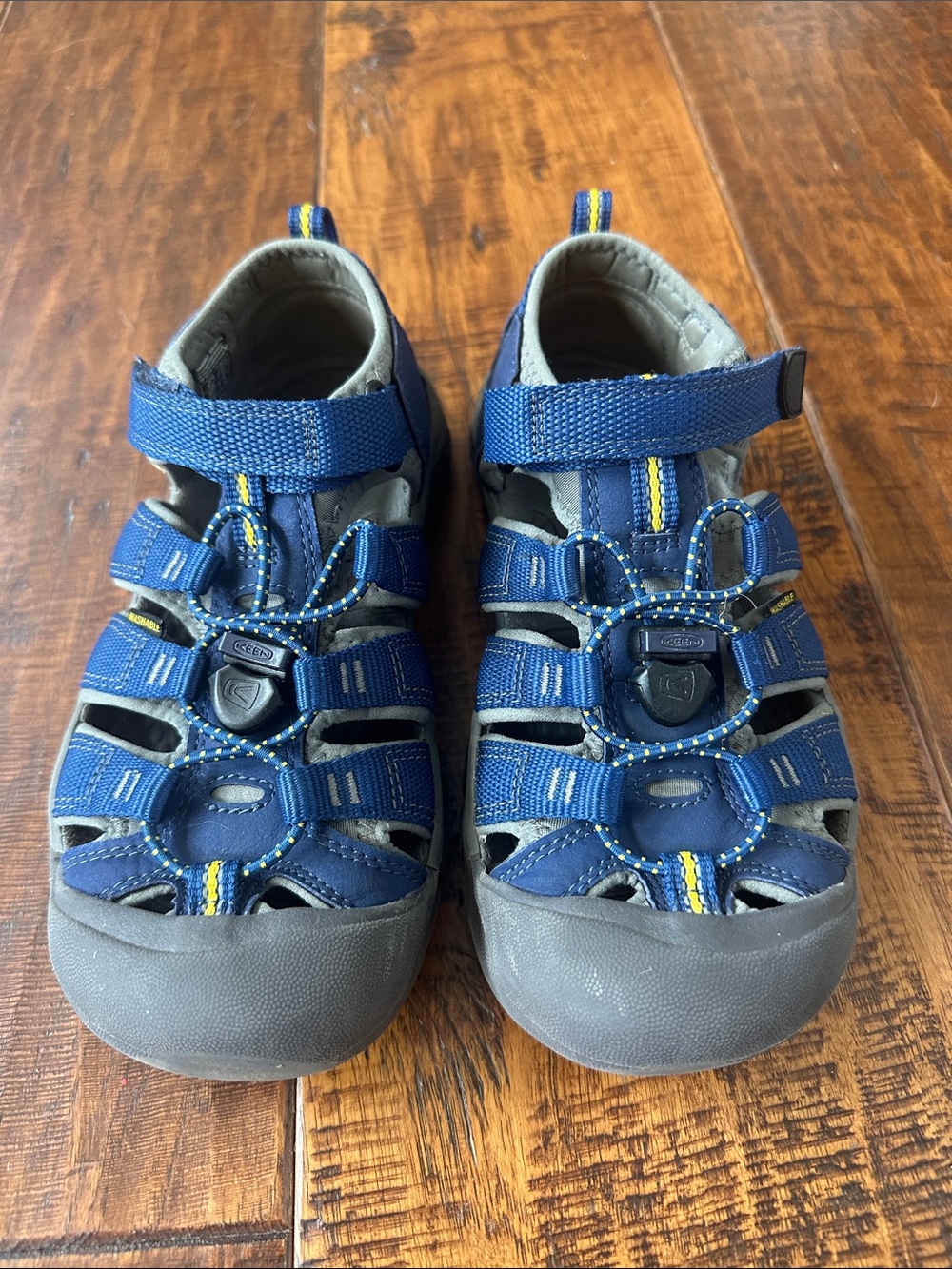 KEEN Unisex-Child Newport H2 Closed Toe Water Sandals Size 3 Big Kid